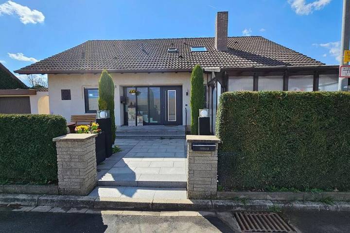 Ferienwohnung für 4 Personen, mit Terrasse und Garten in Heitersheim