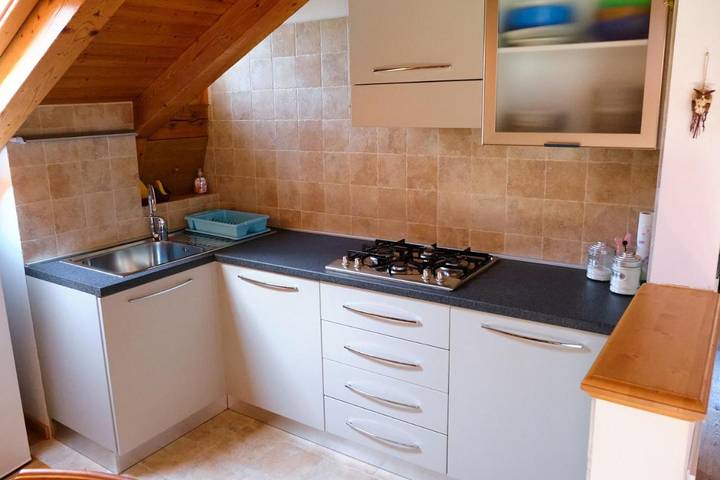 Gîte pour 4 personnes, avec vue sur le lac ainsi que terrasse et vue à Auronzo di Cadore - 4