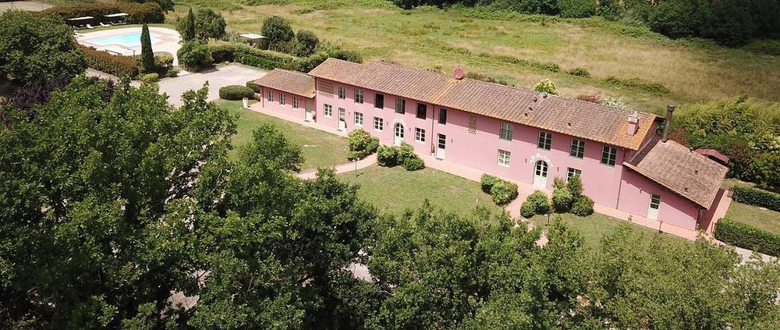 Appartamento per 4 persone, con Balcone e Idromassaggio nonché Terrazza e Giardino a Altopascio