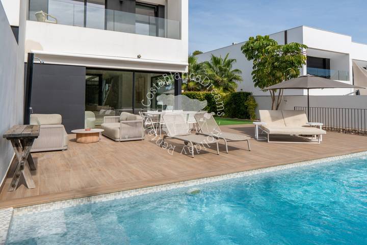 Chalet para 6 personas, con balcón y jardín en Provincia de Alicante - 3