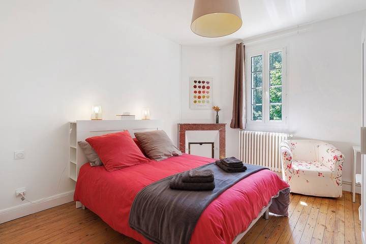 Location de vacances pour 2 personnes, avec Jardin dans Saint-Denis-de-Pile, Région de Libourne