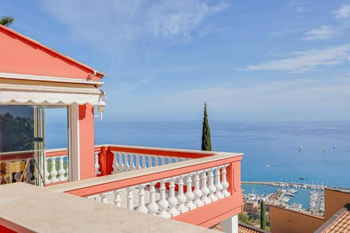Villa pour 8 personnes, avec jardin ainsi que piscine et balcon à Menton - 4