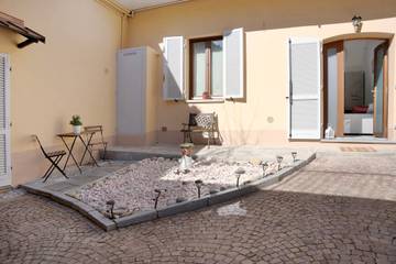 Appartamento per 4 Persone in Guarene, Langhe, Foto 2