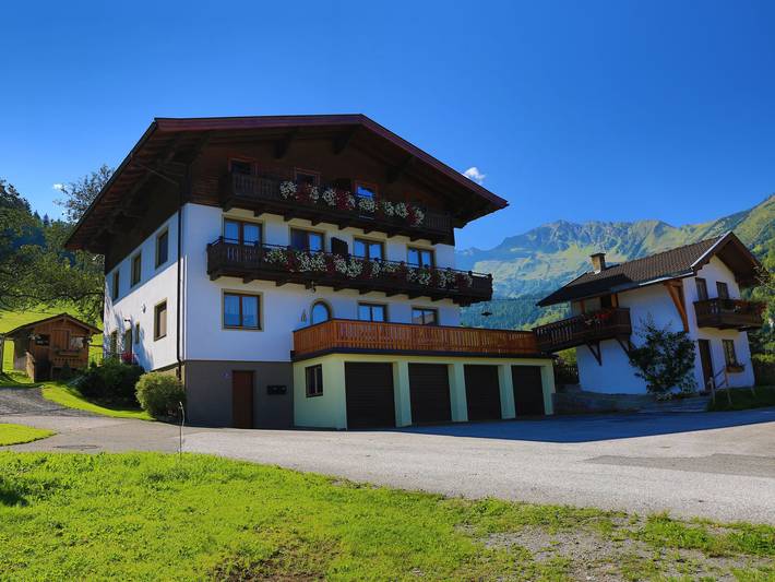 Apartament wakacyjny dla 4 osób, z Balkon i Taras oraz Ogród i Widok w Großglockner