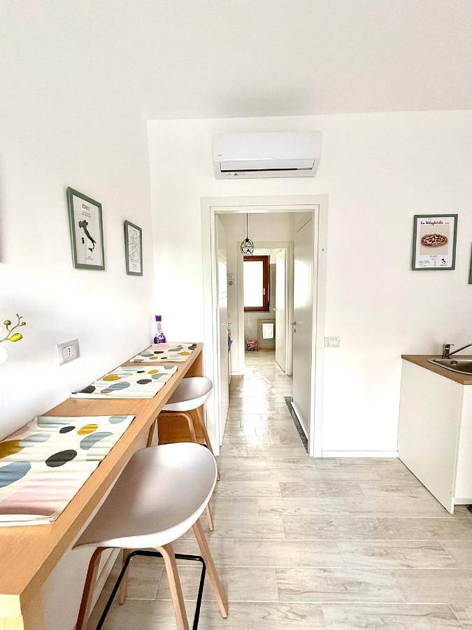 Double Room with Private Bathroom in Albano Laziale, Castelli Romani