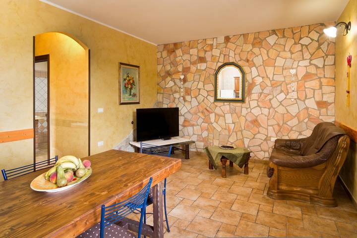 Appartamento intero, "Appartamento Nuraghe", con aria condizionata, giardino e terrazza in Gonnesa, Iglesiente