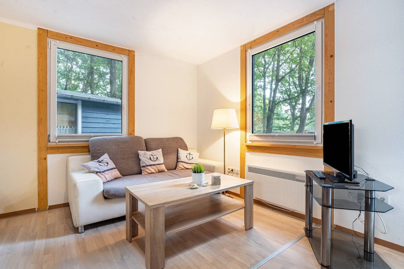 Bungalow 'Zum Leuchturm, Bgl 20' avec terrasse privée et Wi-Fi in Bakenberg, Dranske