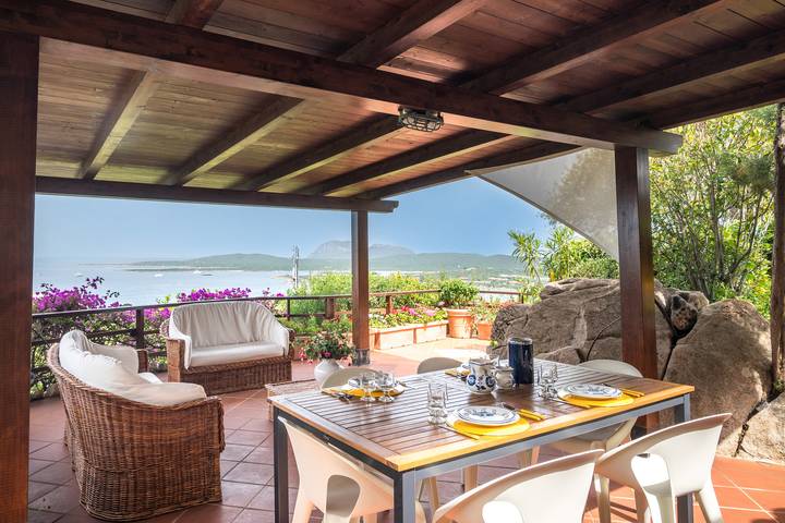 Ferienhaus für 7 Personen, mit Meerblick und Terrasse, kinderfreundlich in Porto Rotondo