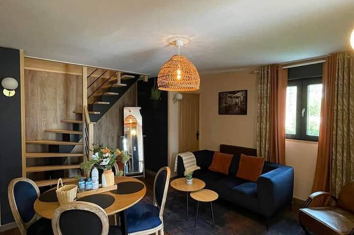 Beau Duplex Secteur st Amand les Eaux, Proche Thermes et Pasino. Parking Privé in Saint-Amand-les-Eaux, Región de Valenciennes
