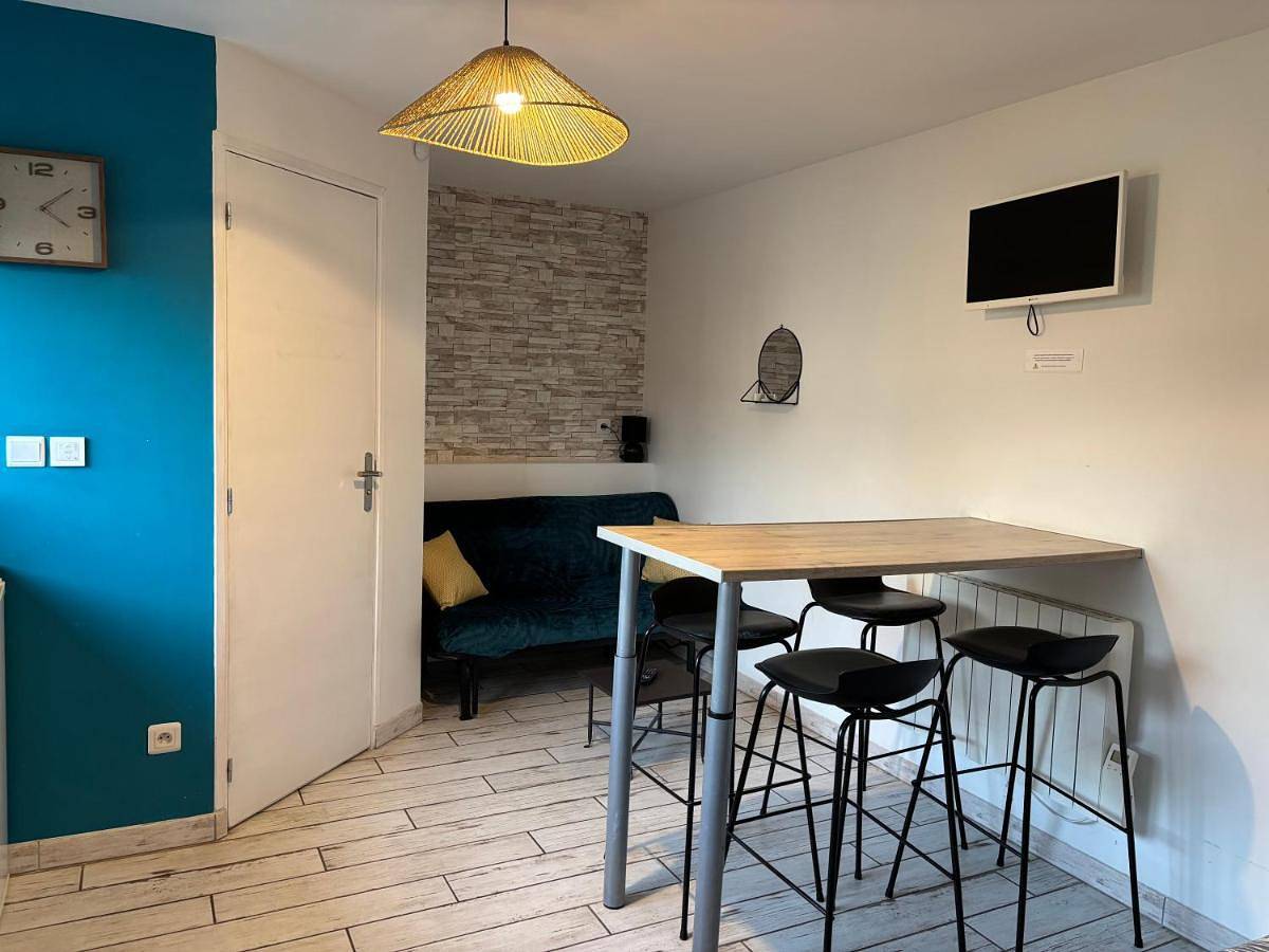 Appartement entier, Studio in Cérans-Foulletourte, Sarthe