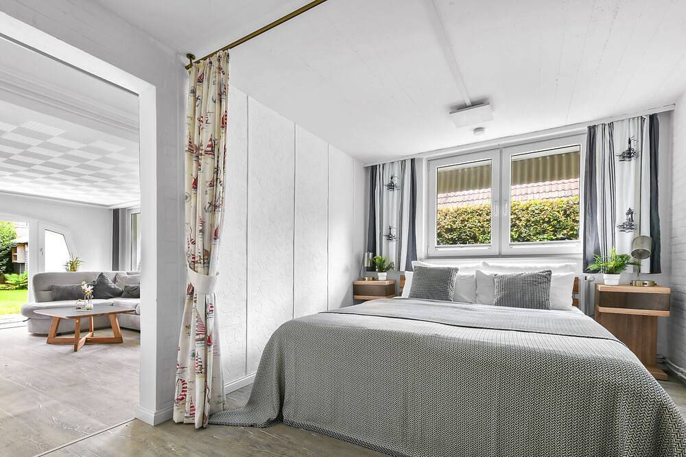 Ganze Wohnung, Hausboot Unterdeck - für 4 Personen, 2 Schlafzimmer, Garten in Büsum, Dithmarschen