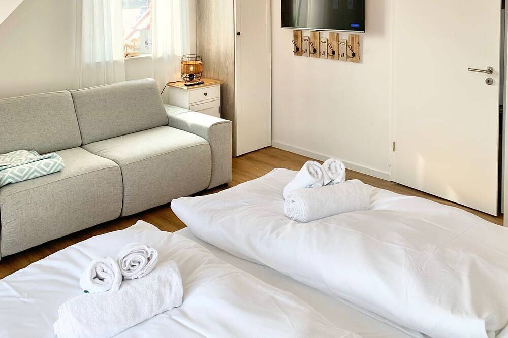 Haus Luke, Neues Ferienhaus für Familien mit Garten und Sauna in Eckwarden, Butjadingen