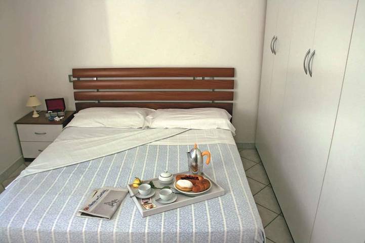 Apartamento entero, Apartamento de vacaciones a 150 m de la playa in Fogliano Marina, Riccione