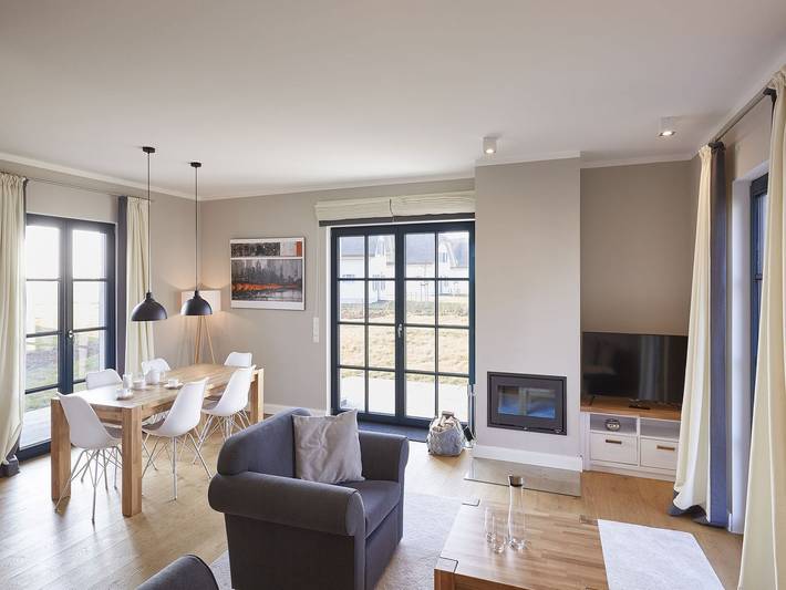 Ferienhaus für 6 Personen, mit Kinderpool und Ausblick sowie Garten und Sauna an der Ostsee