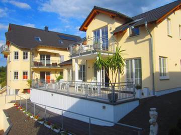 Ferienwohnung für 4 Personen, mit Terrasse und Ausblick, mit Haustier in Cochem