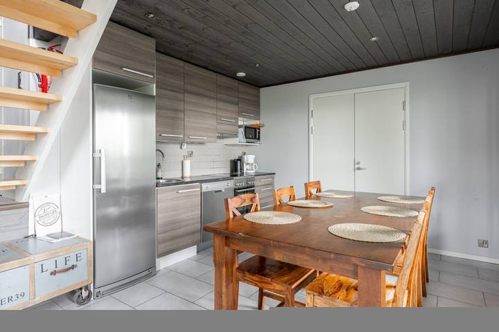 Peaceful 2Br Getaway Cabin at the Top of Riihivuori in Muurame, Mittelfinnland