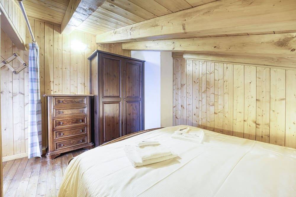 Ganze Wohnung, Herrliche Wohnung für 6 Gäste mit Tv, Balkon, Haustiere erlaubt und Panoramablick in Macugnaga, Walliser Alpen
