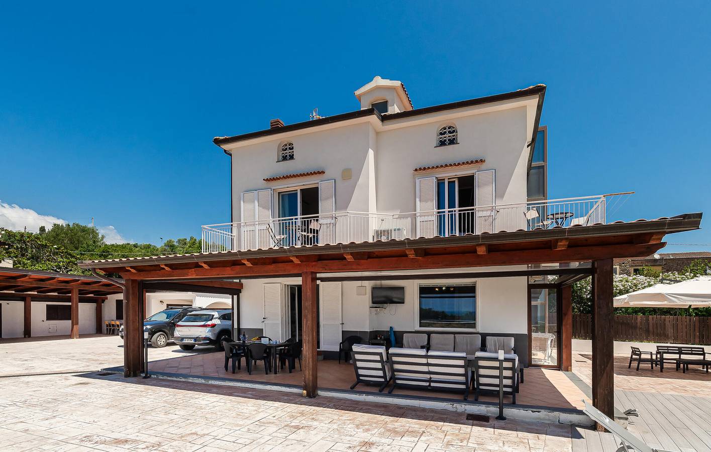 Gemütliches Strand-Apartment mit AC, Terrasse, Parkplatz & WiFi in Marina di Casal Velino, Cilento
