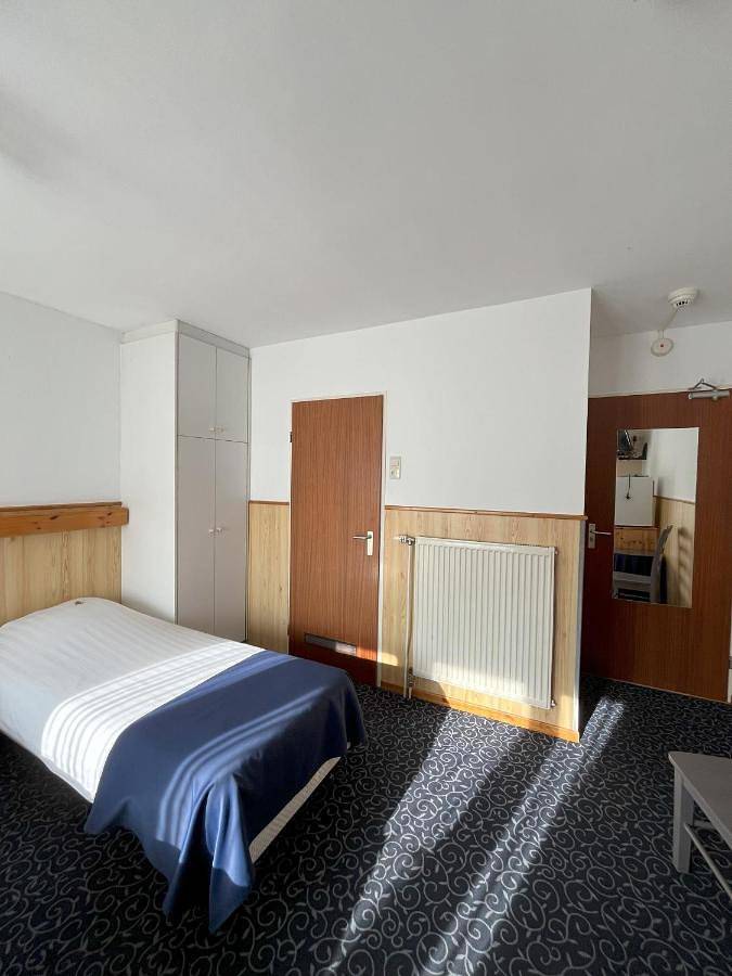 Hôtel pour 6 personnes, avec jardin, animaux acceptés à Rotterdam - 4