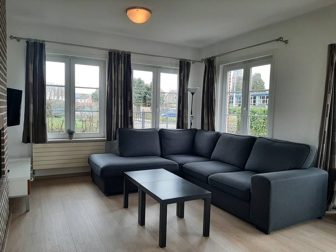 Gemütliches Landhaus für 10 Personen mit großem Garten und vier Schlafzimmern, gelegen in in Seeländisch Flandern