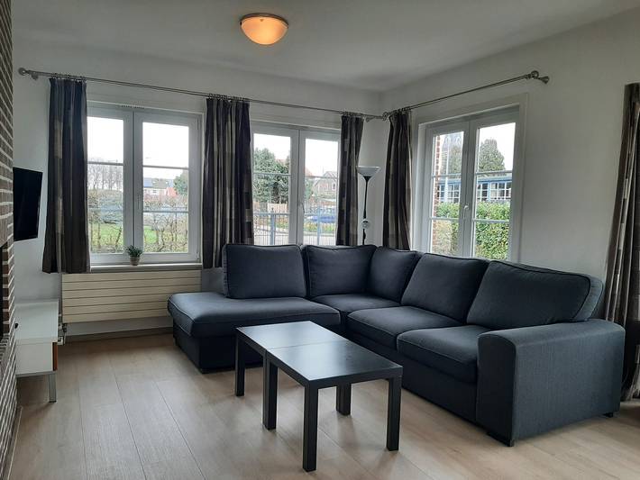 Gemütliches Landhaus für 10 Personen mit großem Garten und vier Schlafzimmern, gelegen in in Seeländisch Flandern
