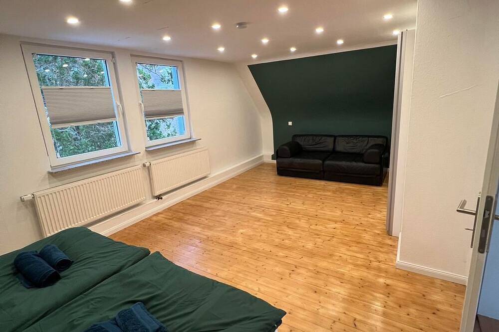 Ferienhaus mit Trifelsblick - Ferienhaus, Dusche, Wc, 2 Schlafräume in Bindersbach, Annweiler