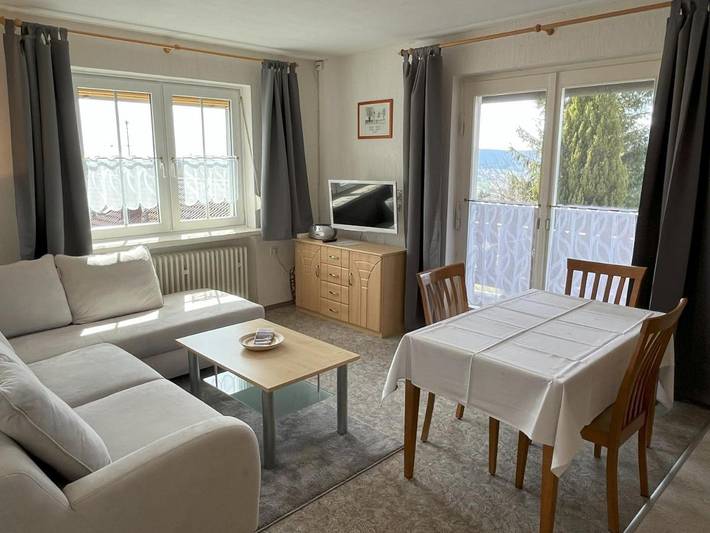Ferienwohnung für 3 Personen, mit Balkon und Terrasse sowie Garten und Ausblick in Fichtelberg - 4