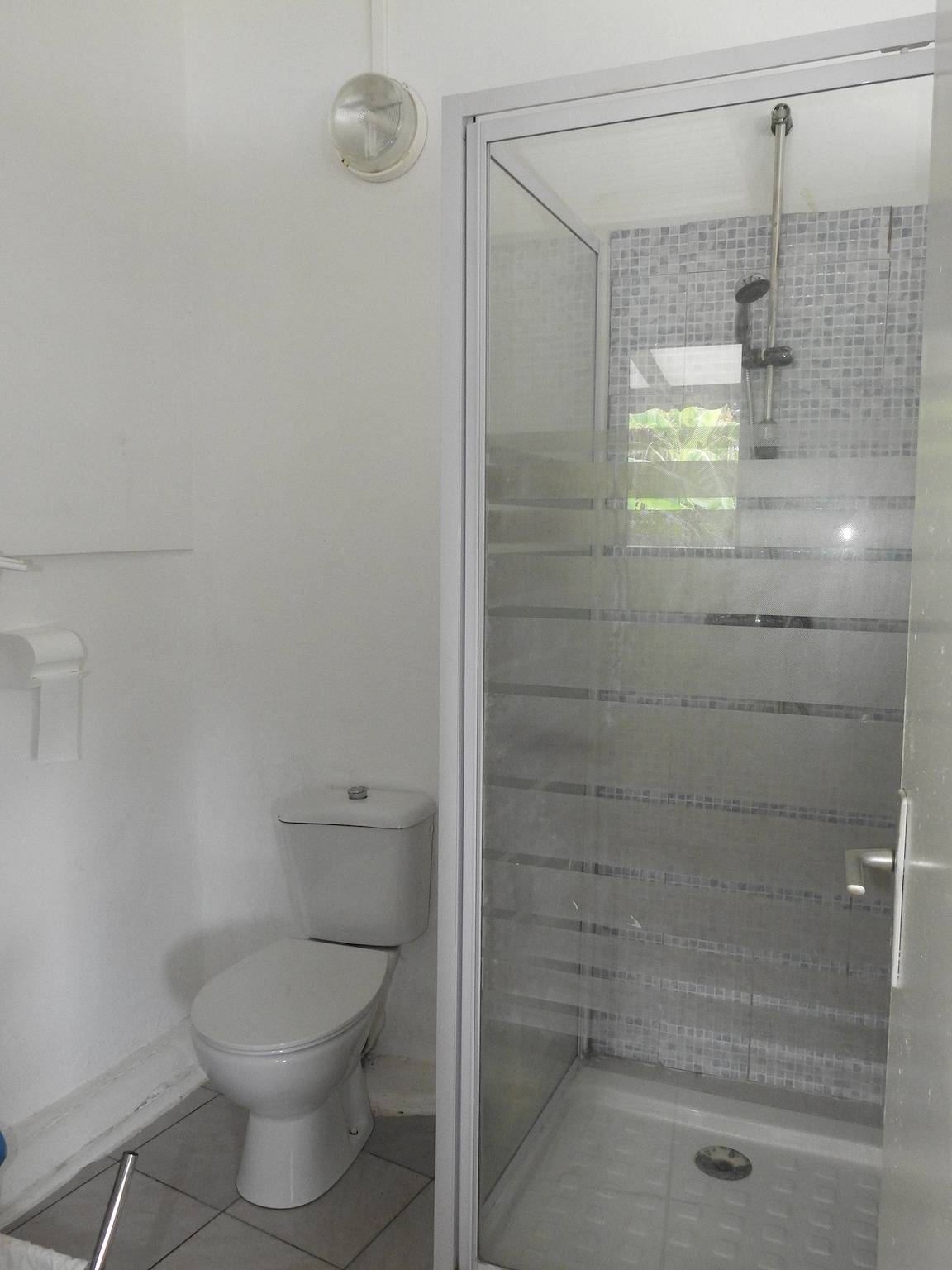 Estudio entero, Estudio encantador en Le Robert - 17 m² con Piscina compartida in Le Robert, Martinica