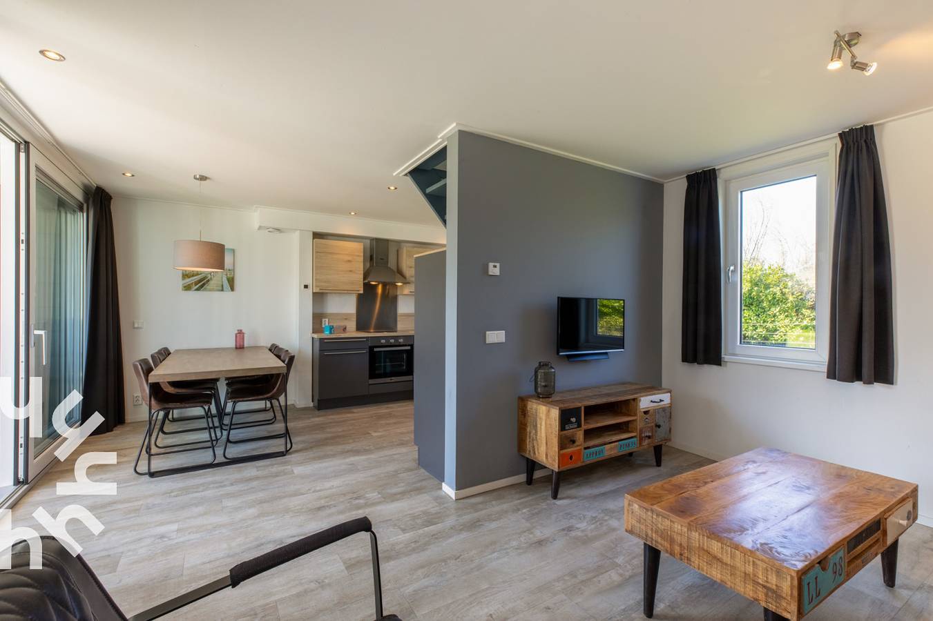 Schönes 4-Personen-Ferienhaus mit Terrasse in Aagtekerke, in der Nähe von Meer und Strand in Aagtekerke, Walcheren