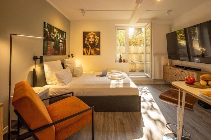 Ferienwohnung für 2 Personen, mit Terrasse und Garten in Ahrensburg