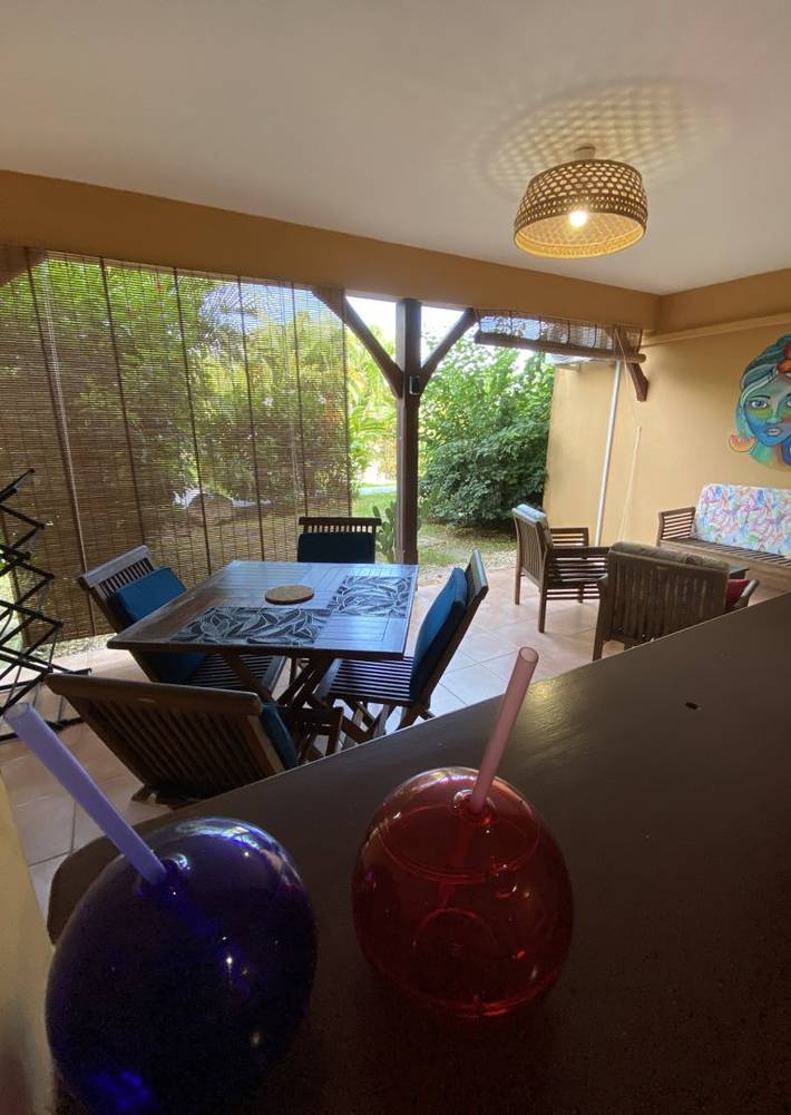 Studio pour 2 personnes, avec terrasse ainsi que jardin et piscine en Martinique - 2