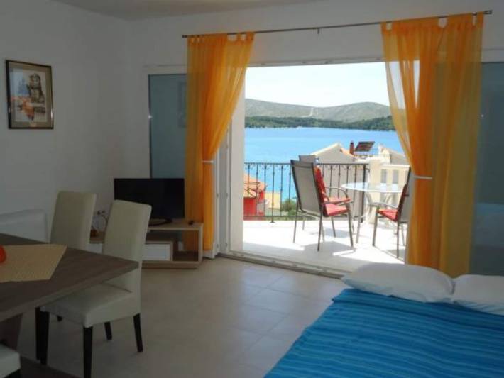 Apartament wakacyjny dla 4 osób, z taras w Zaboric