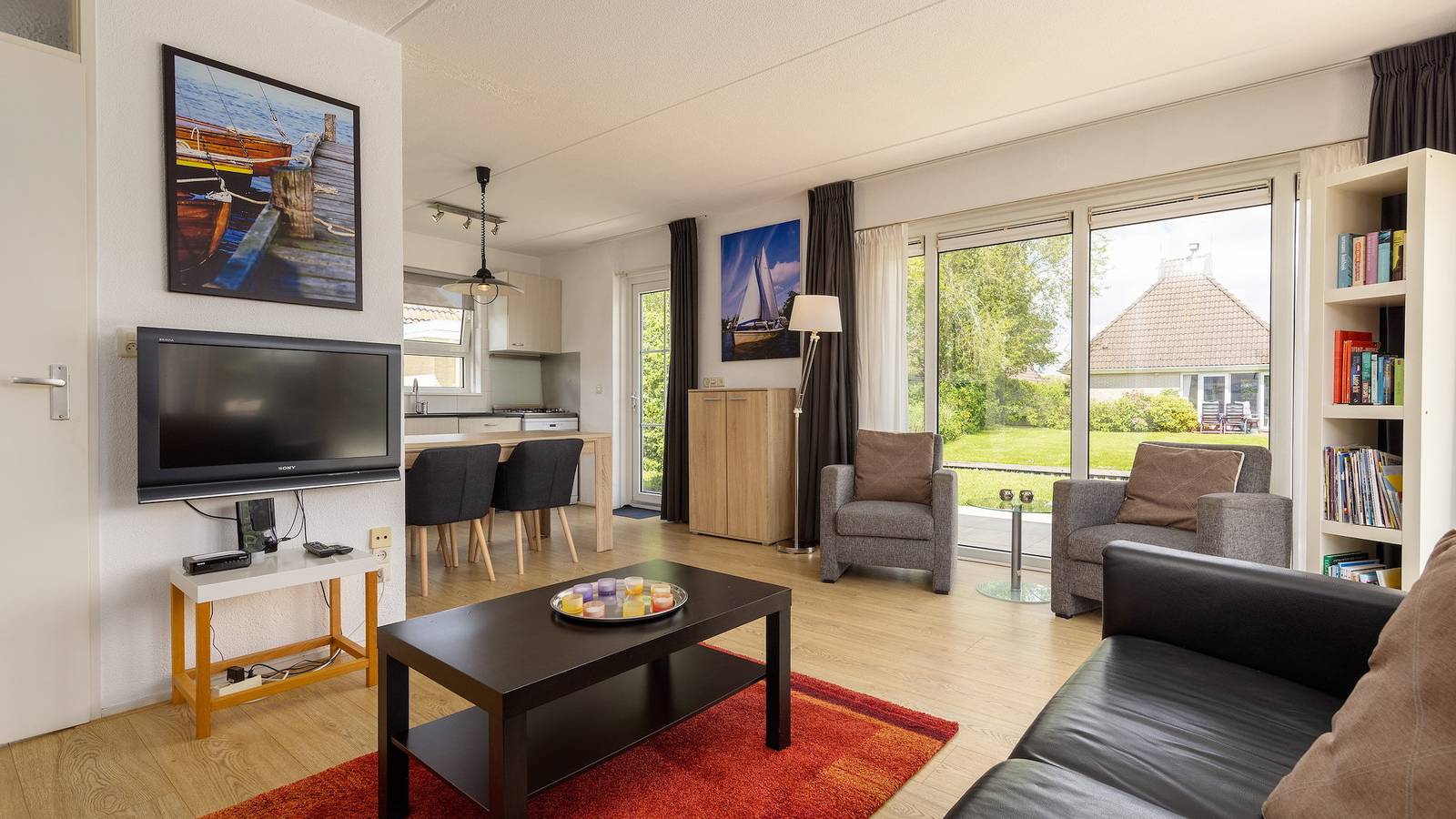 Summio Vakantiepark It Wiid — Wetterbungalow 5 in Eernewoude, Nationaal Park De Alde Feanen