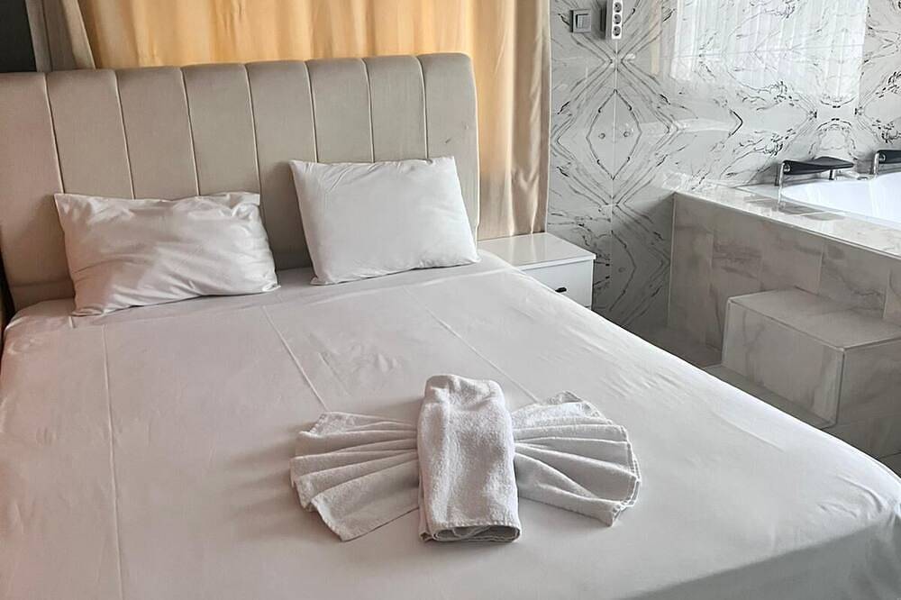 Charming 1-bedroom house With Jacuzzi in Ankara for a cozy getaway in Ankara, Zentralanatolien