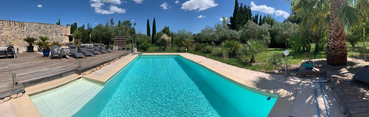 Maison de vacances pour 6 personnes, avec Terrasse et Jardin ainsi que Piscine et Vue à Marguerittes