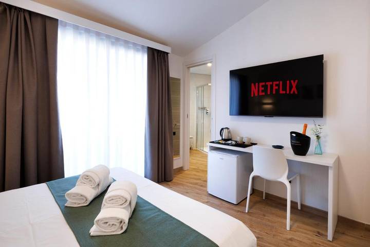 Maison d’hôte pour 2 personnes, avec jacuzzi ainsi que jardin et piscine à Villasimius - 4