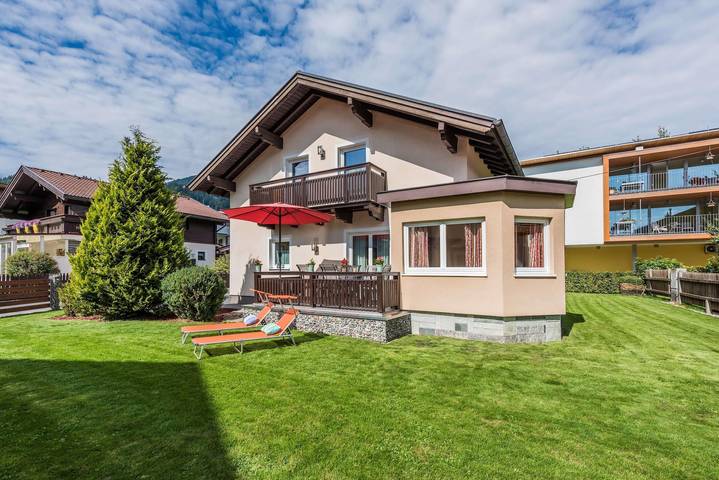 Vakantiehuis voor 8 personen, with Balkon and Terras as well as Tuin in Maishofen