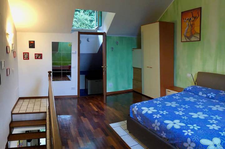 Entire apartment, The Bellavista -the lake maggiore from your balcony in Dagnente, Comune di Arona