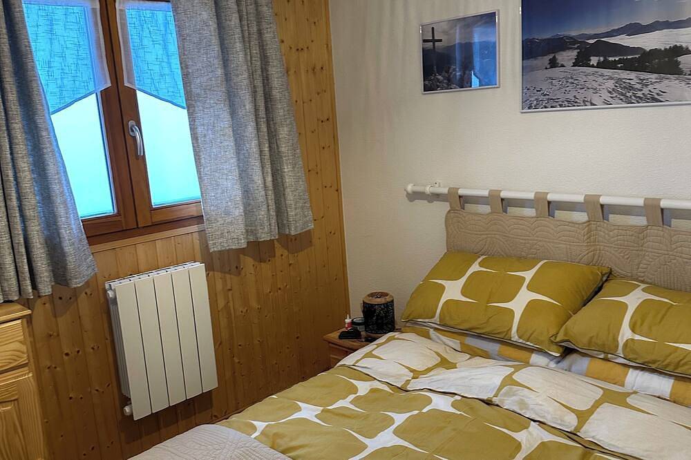 Ganze Wohnung, 2 bedroom appt 20 mins from Morzine and rest of Portes du Soleil in Le Biot, Thonon-les-Bains und Umgebung