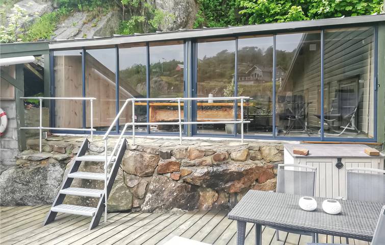 Ferienhaus für 6 Personen mit Terrasse in Mandal
