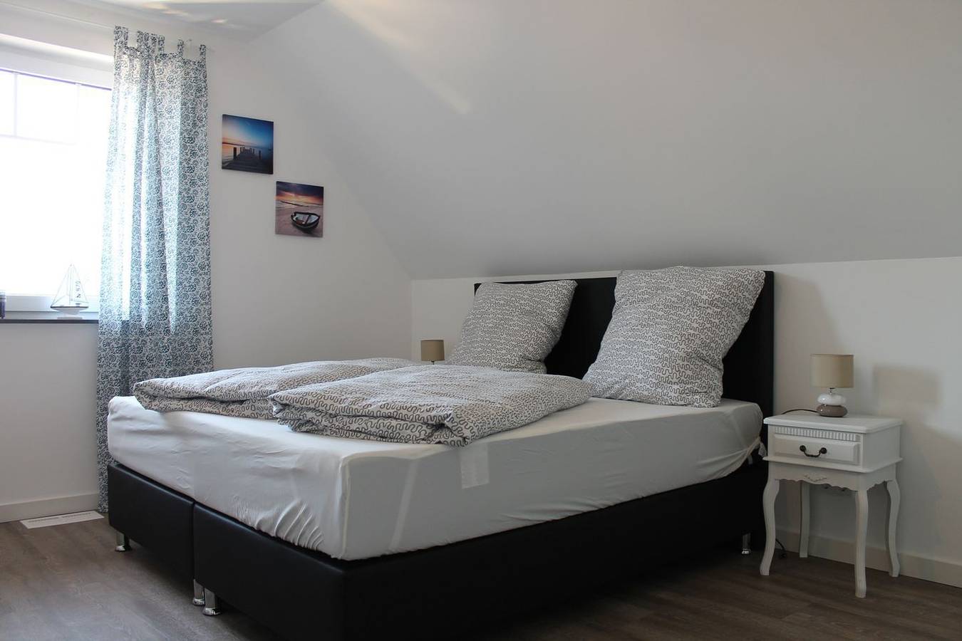 Finja - Reetdach, Terrasse, Garten, Grill, Haustiere erlaubt, Sauna, Kamin in Born a. Darß, Born am Darß