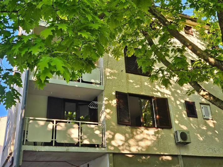 Ferienwohnung für 4 Personen, mit Balkon und Terrasse sowie Garten und Ausblick