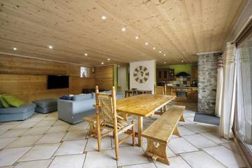 Appartement De Vacances pour 14 Personnes dans Albiez-Montrond, Région de Saint-Jean-de-Maurienne, Photo 3