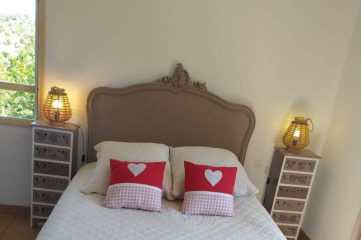 Maison d’hôte pour 2 personnes, avec jardin à Lacoste - 3