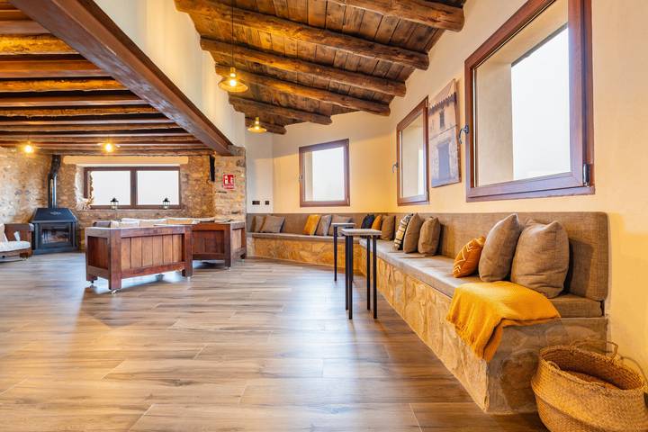 Casa rural para 18 personas, con jardín en Alto Maestrazgo - 4