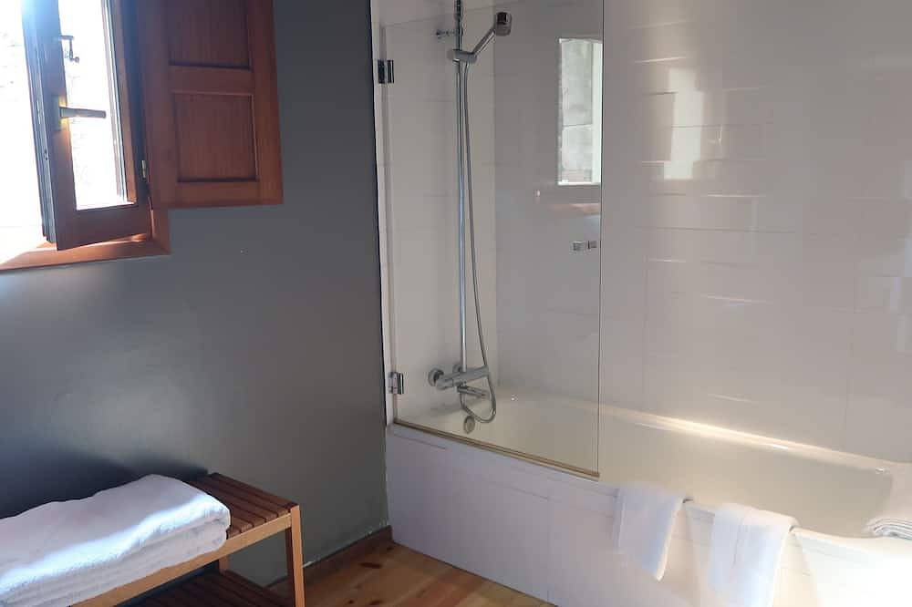 La Casuca  (alquiler íntegro) para 2 adultos y 2 niños in Silió, Molledo