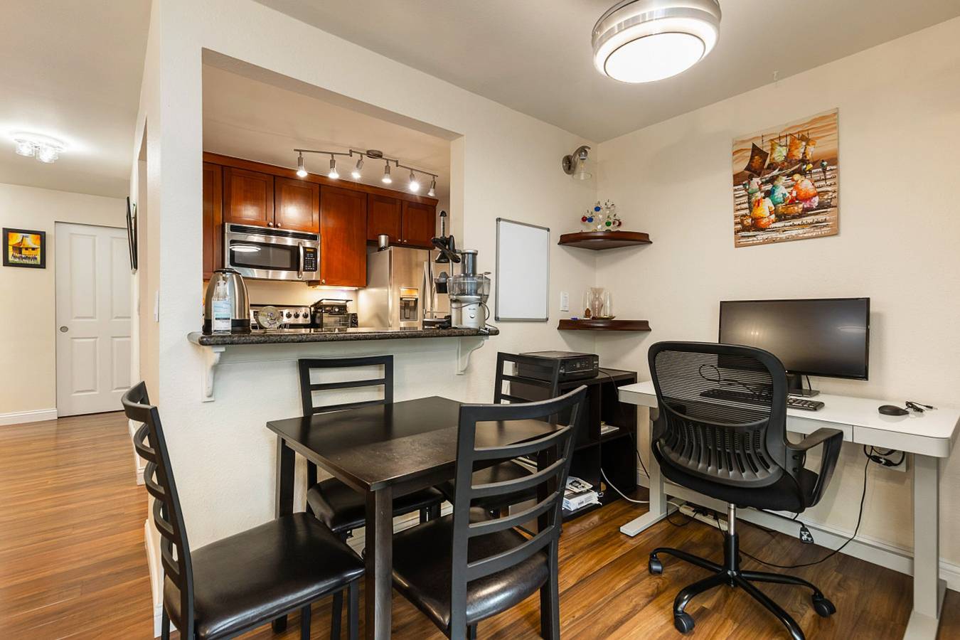 Apartamento entero, Work-Ready Friendly 1Br Condo | Near Downtown in Bellevue (Washington), Lake Washington