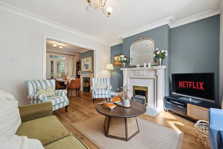 Chic Home w/ Garden & Free On-Street Parking in Winchester, South-Downs