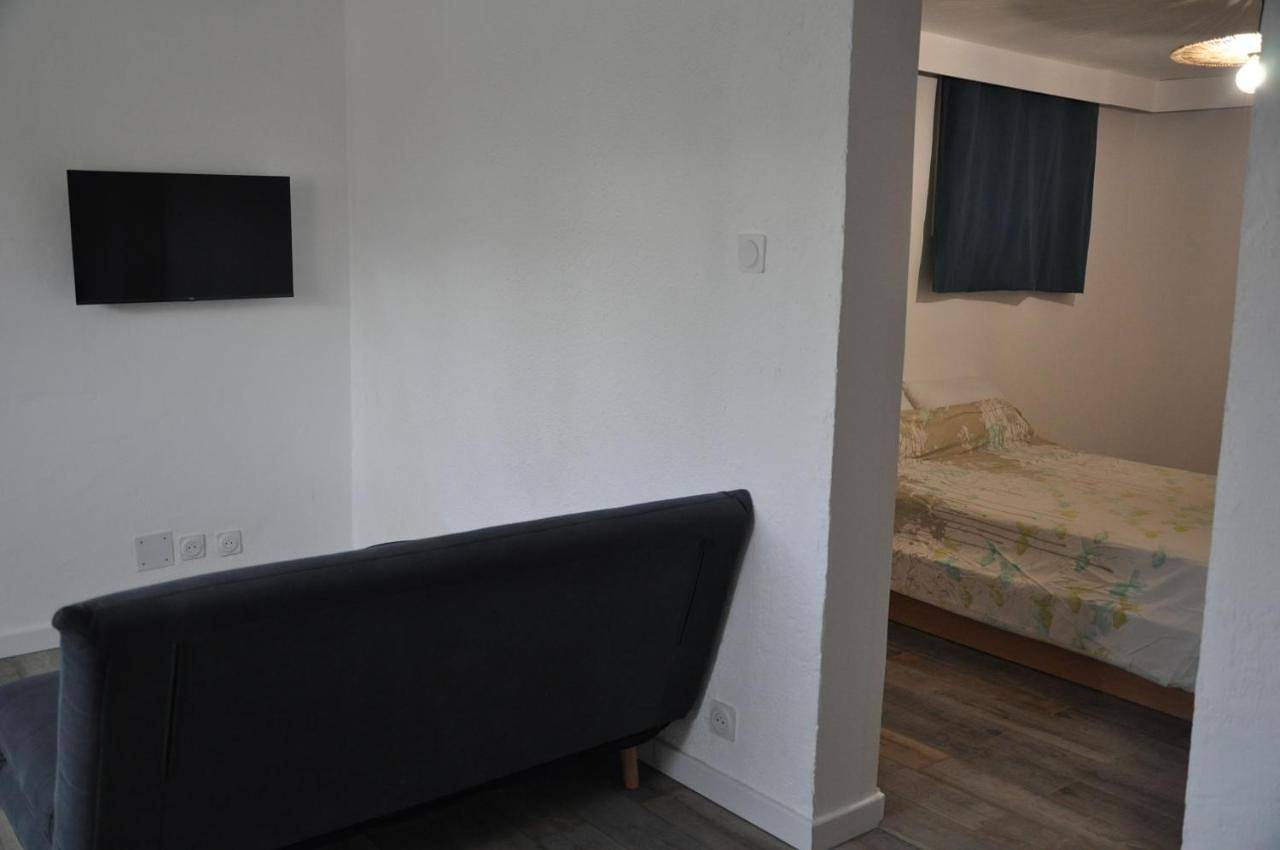 Appartement entier, One-Bedroom Apartment in Bourg-en-Bresse, Région de Bourg-en-Bresse
