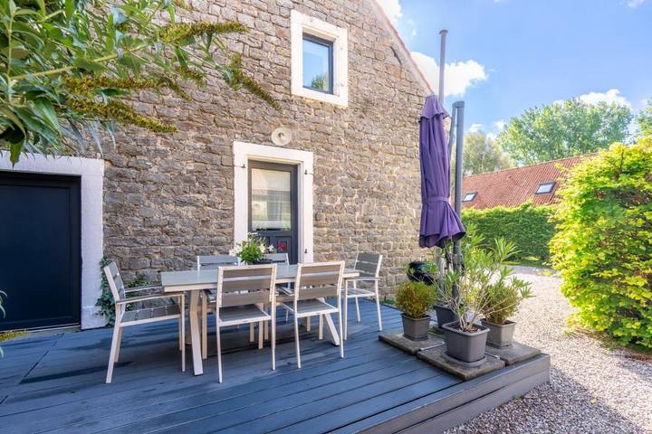 Location de vacances pour 6 personnes, avec terrasse à Rety - 2